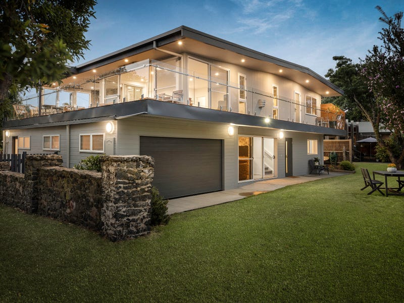 2 Chapel Street, Cowes, Vic 3922 Property Details