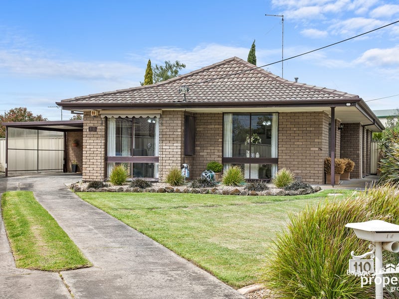 110 Grandview Grove, Wendouree, Vic 3355 Property Details