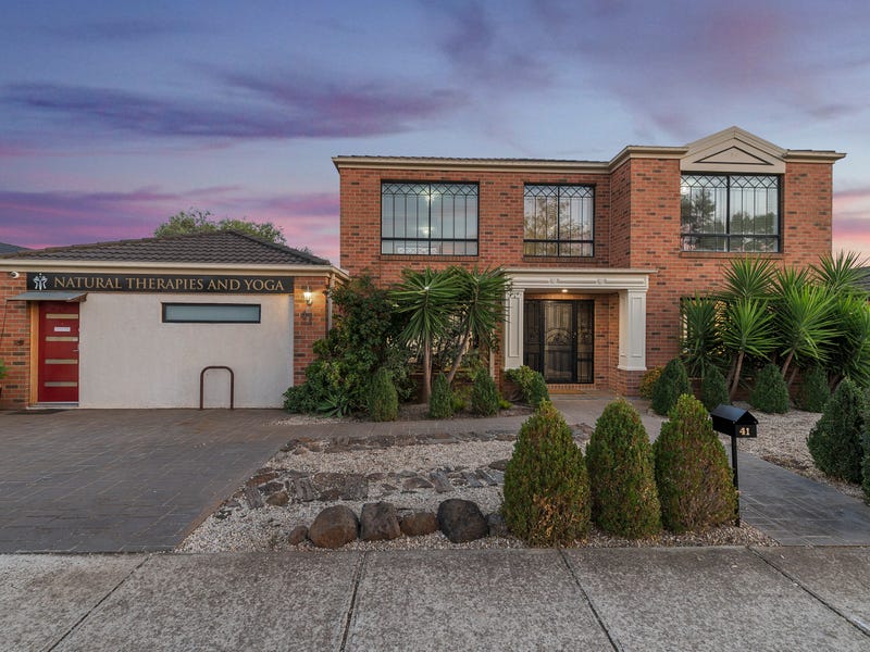 41 Loddon Drive, Taylors Hill, VIC 3037