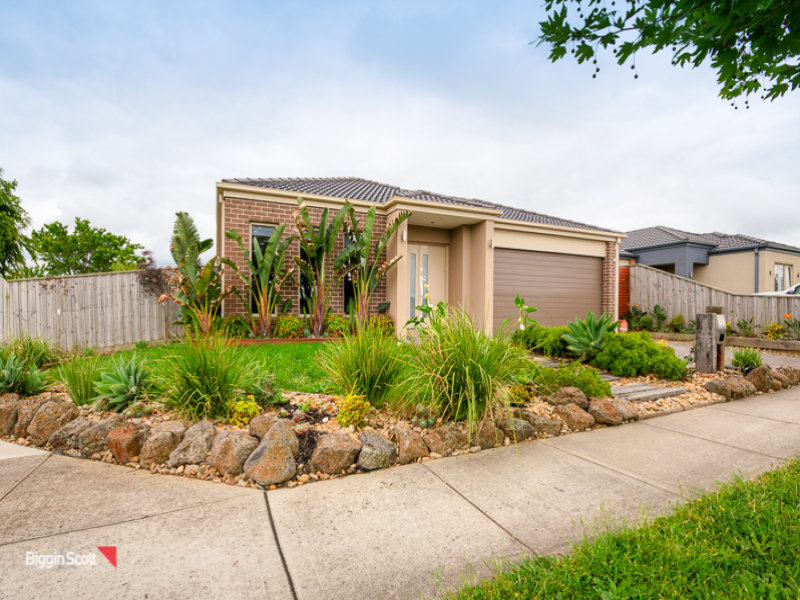 112 Skyline Way, Berwick, Vic 3806 Property Details