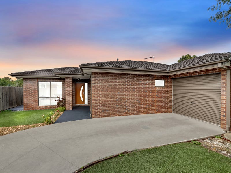 69B Silvereye Crescent, Werribee, Vic 3030 Property Details