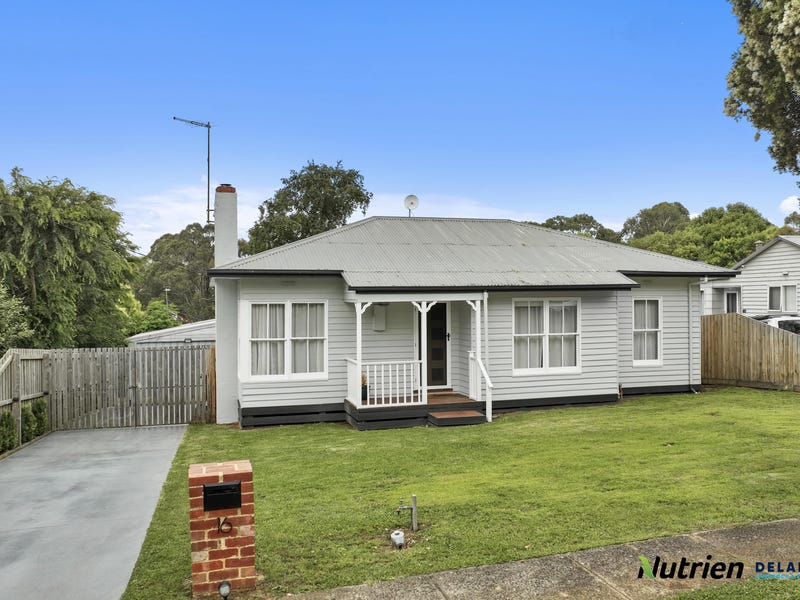 16 Centre Avenue, Warragul, Vic 3820 Property Details