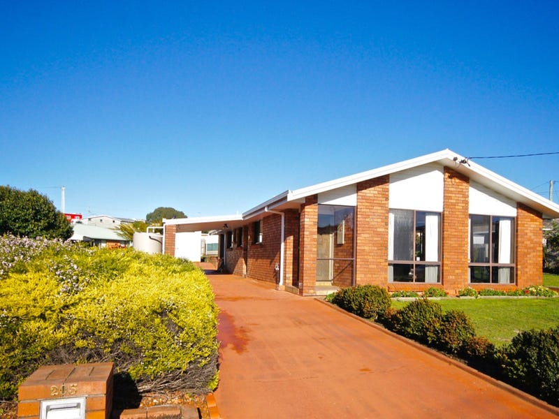 205 Steele Street, Devonport, Tas 7310