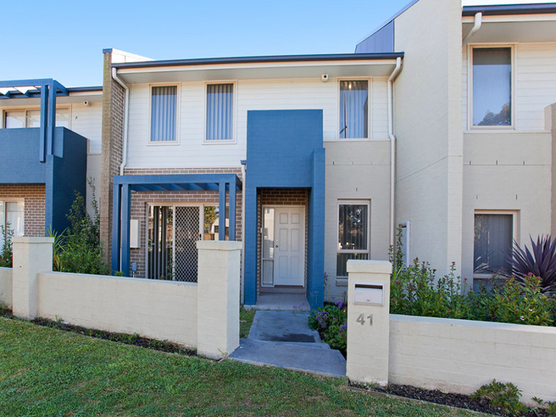 41 Stowe Avenue, Campbelltown, NSW 2560
