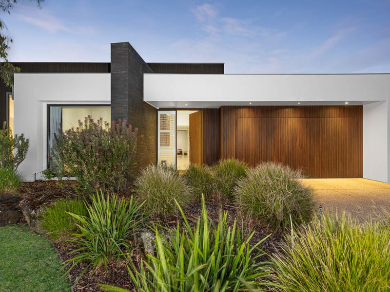 1790 Sturt Street, Alfredton, Vic 3350 House for Sale