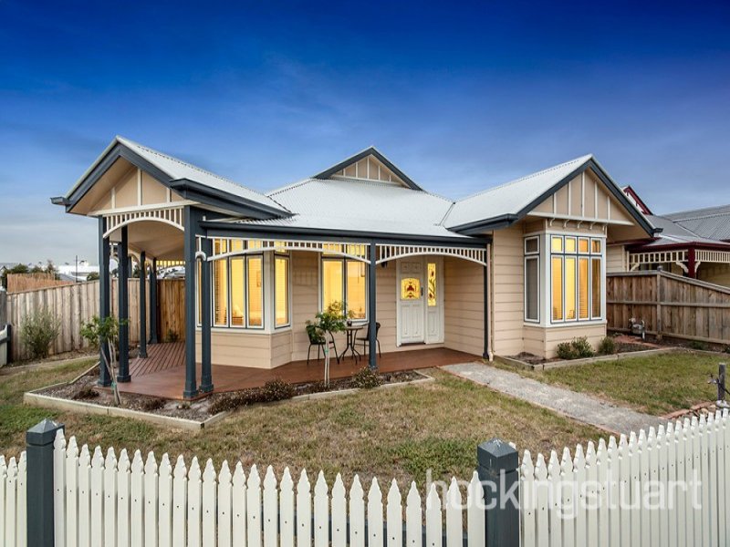 1 Romsey Terrace, Eynesbury, Vic 3338 Property Details