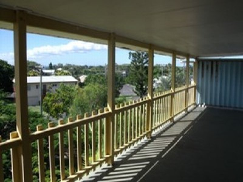 49 Kent St, Urangan, Qld 4655 Property Details