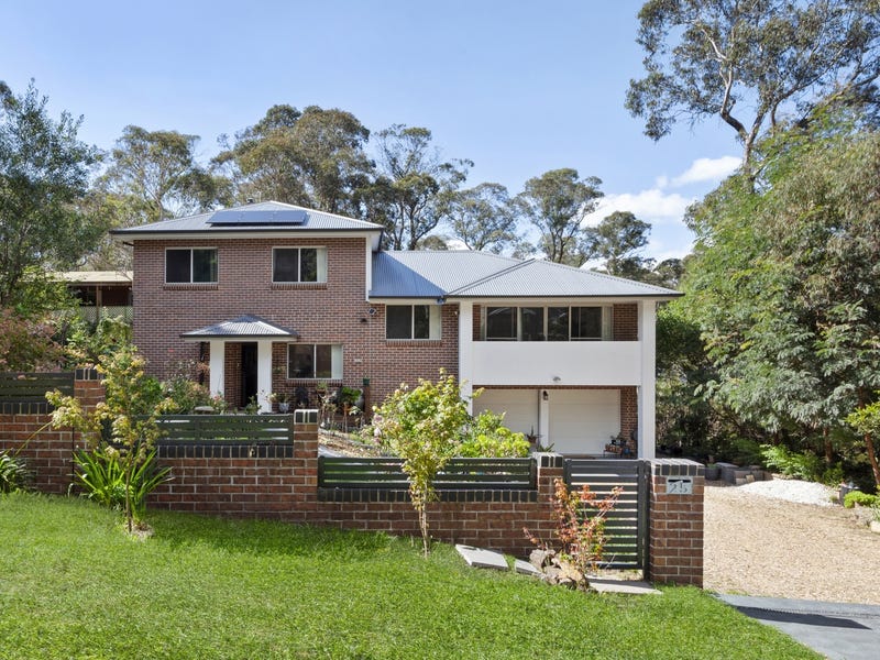 25 Fourth Avenue, Katoomba, NSW 2780 House for Sale