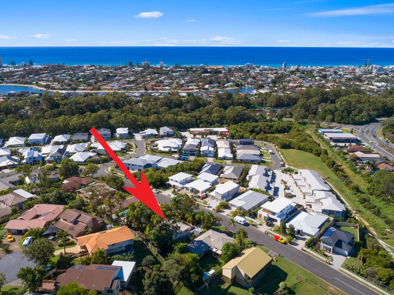 33 Nollamara Drive, Elanora, QLD 4221