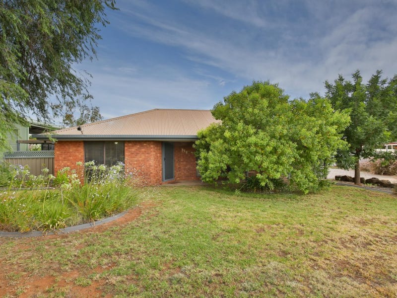 918 Karadoc Avenue, Irymple, Vic 3498 Property Details