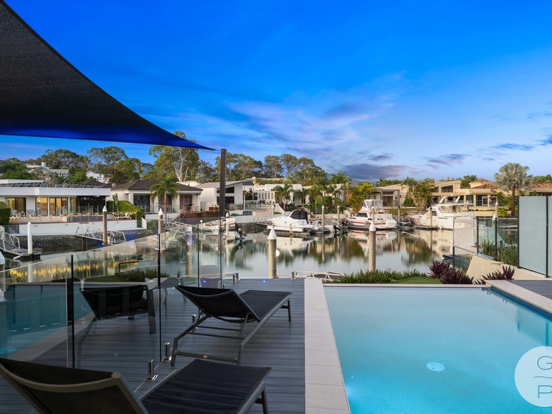 8001 The Parkway, Hope Island, QLD 4212