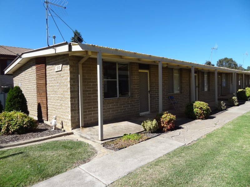 1/98 Lambert Street, Bathurst, NSW 2795