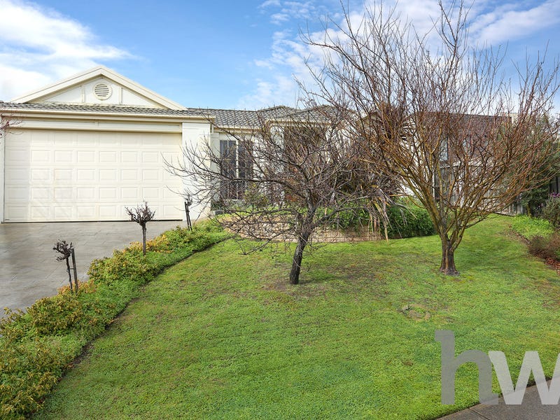 67 Meadowvale Drive, Grovedale, VIC 3216