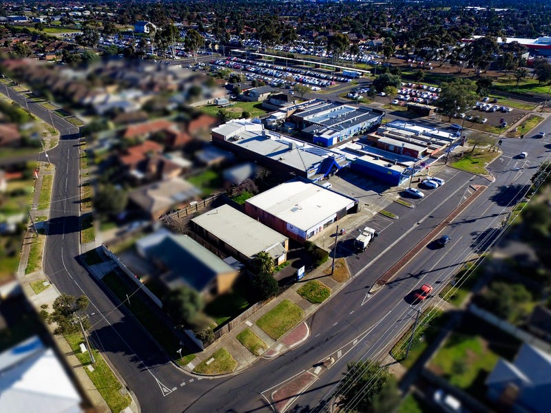 19 Exford Road, Melton South, VIC 3338