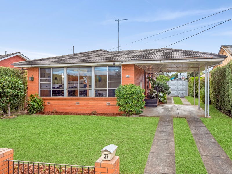 37 Fidge Crescent, Breakwater, Vic 3219 House for Sale realestate