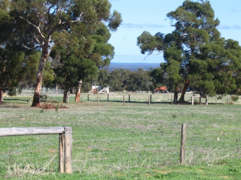 94 Elliott Street, Waroona, WA 6215