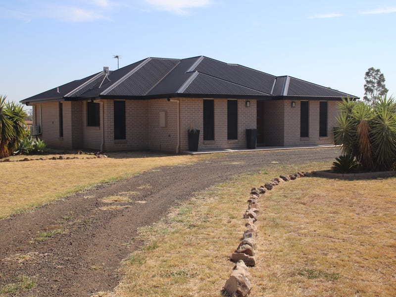 33 Saleyards Road, Millmerran, Qld 4357 Property Details