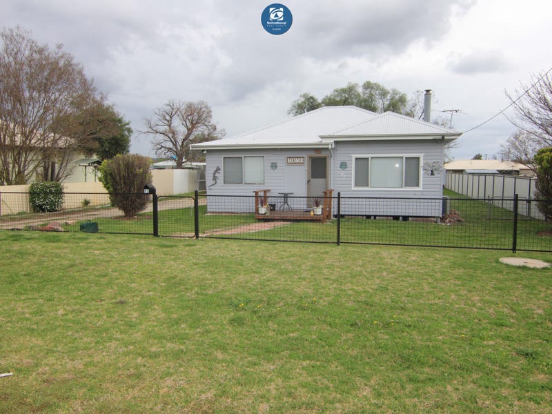 92 Chester Street, Inverell, NSW 2360 Property Details