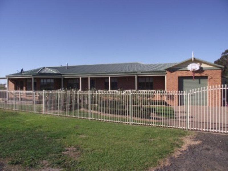 42 SaleMaffra Road, Maffra, Vic 3860 Property Details