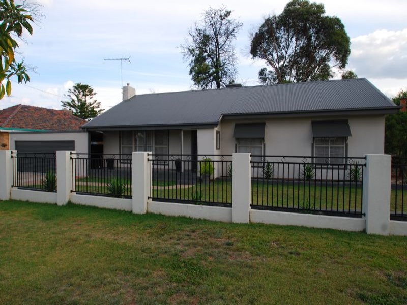 5 DUNLOP ST, Wangaratta, Vic 3677 Property Details