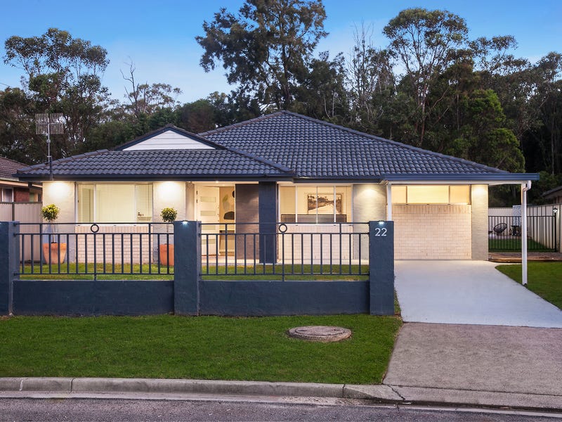 22 Sovereign Cres, Chittaway Bay, NSW 2261