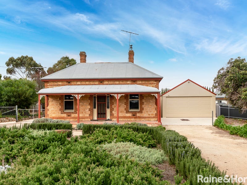 11 Adelaide Road, Strathalbyn, SA 5255 Property Details