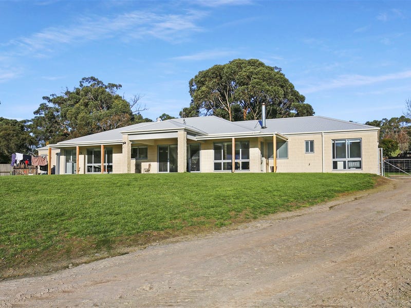 1214 Whitelaw Street, Meeniyan, VIC 3956