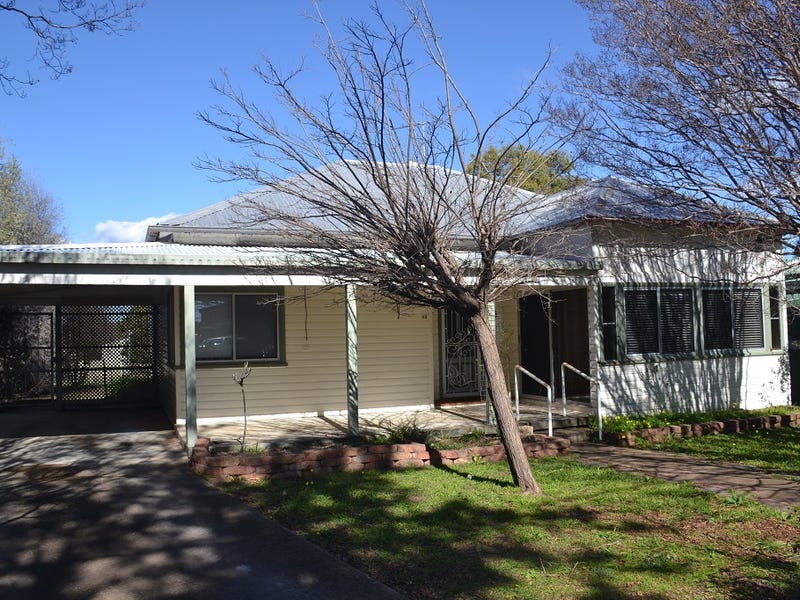 83 Brae Street, Inverell, NSW 2360 Property Details