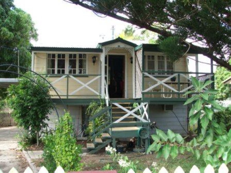 12 Carpet Street, Collinsville, Qld 4804 Property Details