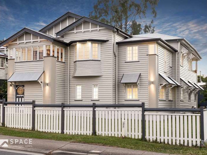 4 Acacia Drive, Ashgrove, Qld 4060 Property Details