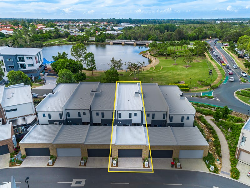 33/25 The Corso, North Lakes, Qld 4509 Townhouse for Sale