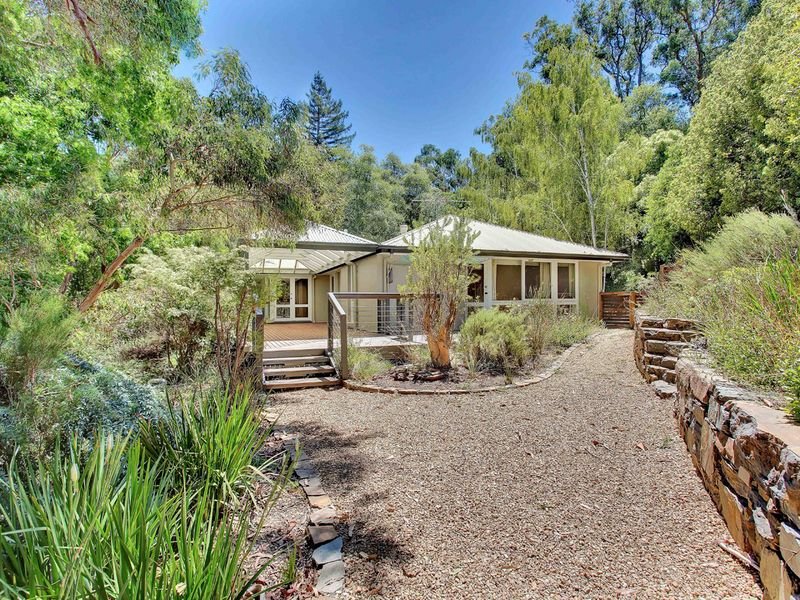 15 Rostrevor Road, Stirling, SA 5152 Property Details