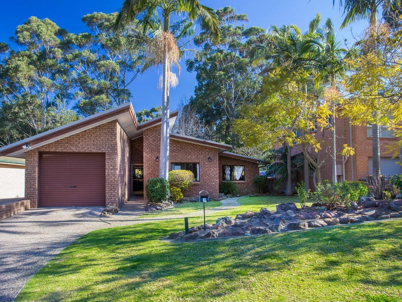 3 Bushland Avenue, Mollymook, NSW 2539 Property Details