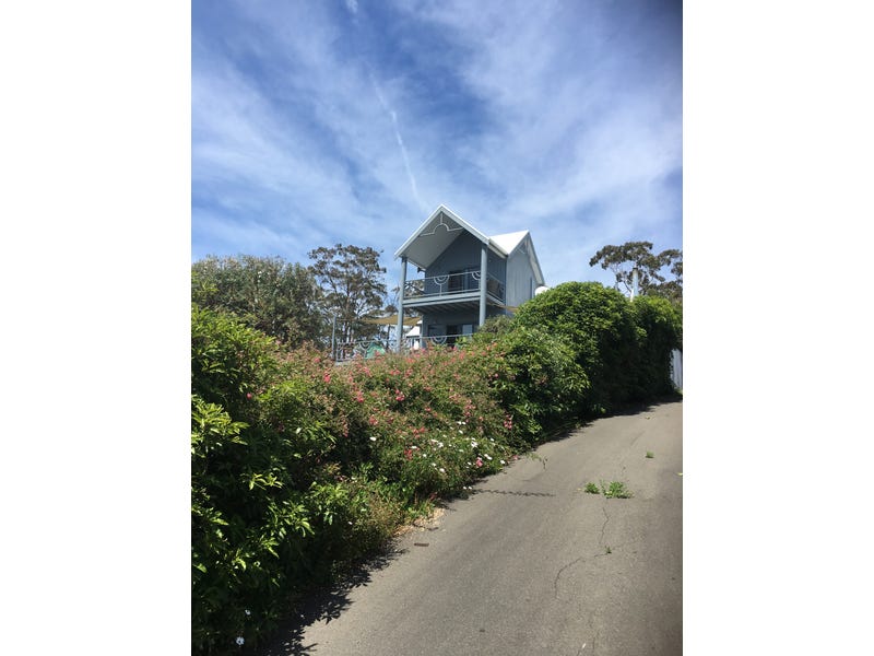 7 Karbeethong Avenue, Mallacoota, VIC 3892