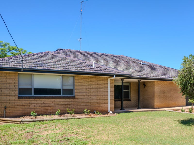 18 Thurlagoona Avenue, Narrabri, NSW 2390 House for Sale realestate