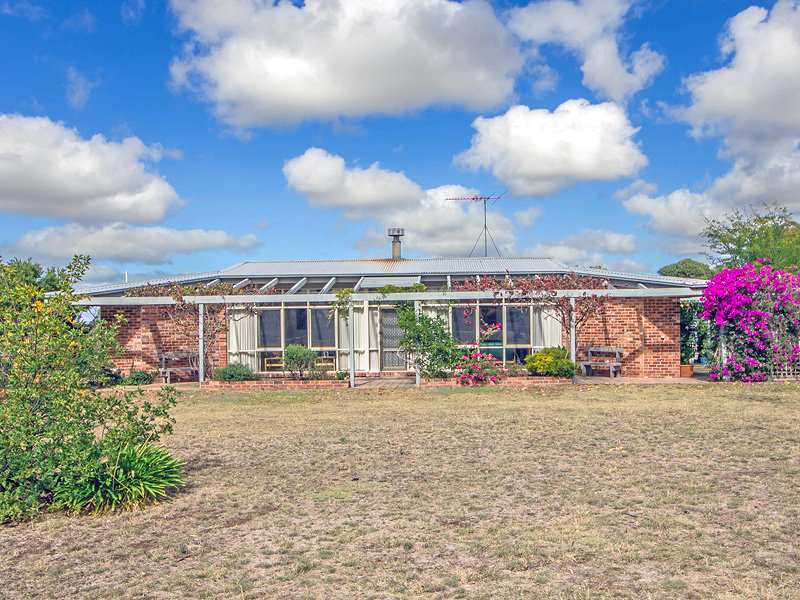 15 William Road, Little River, VIC 3211