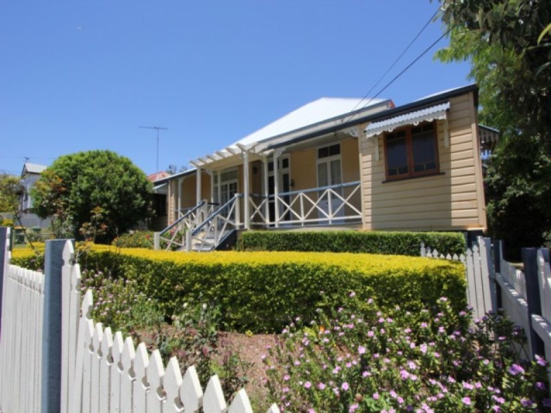 8 Quarry Street, Ipswich, Qld 4305 Property Details