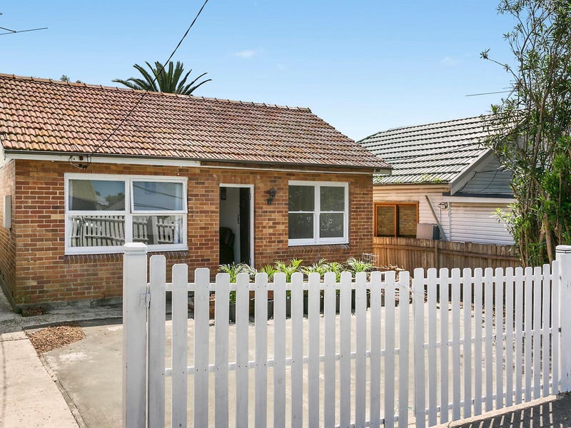 5 Surfers Parade, Freshwater, NSW 2096 Property Details