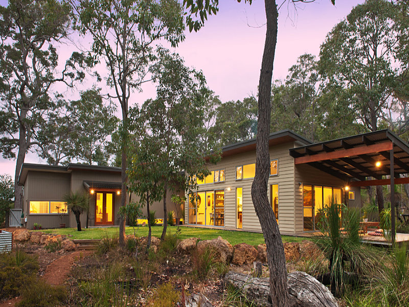 3 Honeytree Grove, Cowaramup, WA 6284 Property Details