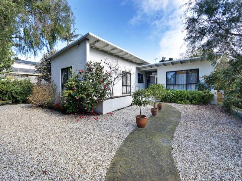 27 Wells Road, Beaumaris, Vic 3193 Property Details