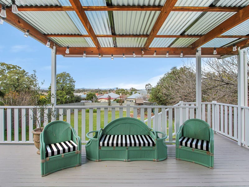 22 Street, West Tamworth, NSW 2340