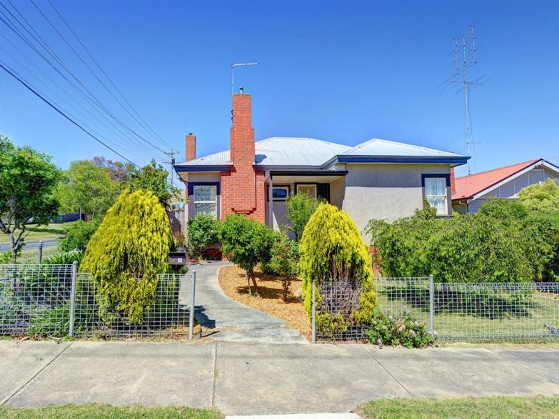 101 Howitt Street, Soldiers Hill, VIC 3350