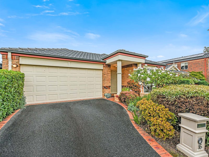 Houses for Sale in Dingley Village, VIC 3172