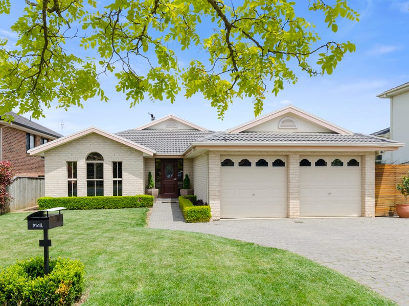 4 Stirling Drive, Bowral, NSW 2576