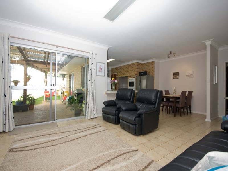 37 Creaney Drive, Kingsley, WA 6026 Property Details