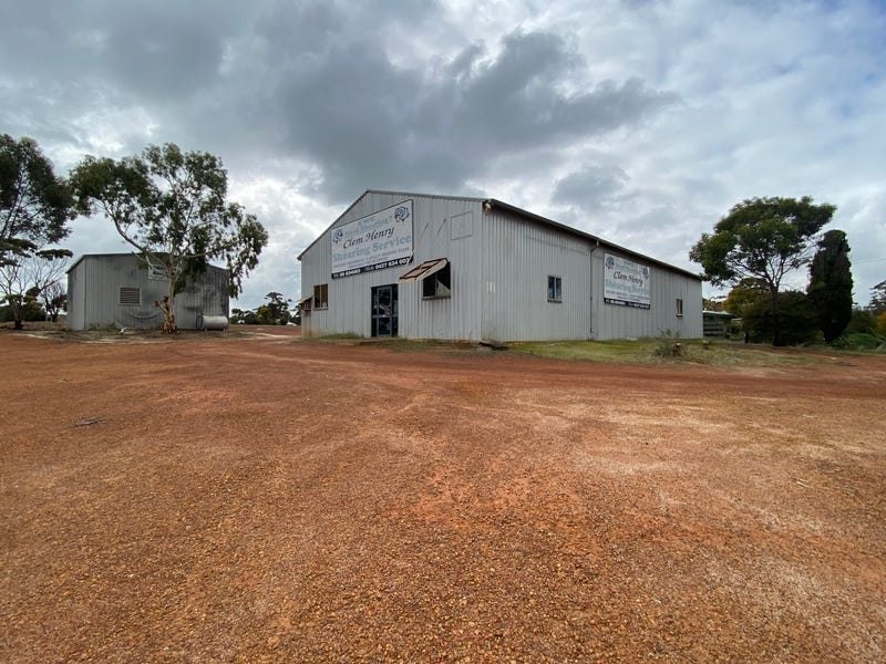 68 Absolon Street, Dumbleyung, WA 6350 House for Sale