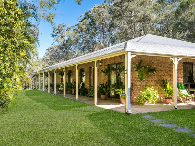 35 Branch Creek Road, Clear Mountain, QLD 4500