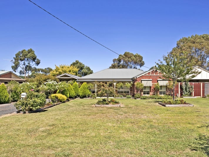 60 White Avenue, Romsey, Vic 3434 Property Details