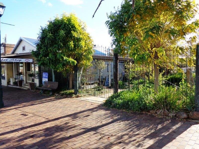 3335 Binnia Street, Coolah, NSW 2843 Property Details