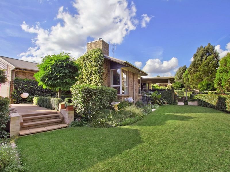 7 MacNeil Place Gleneagles Estate, Kambah, ACT 2902 Property Details